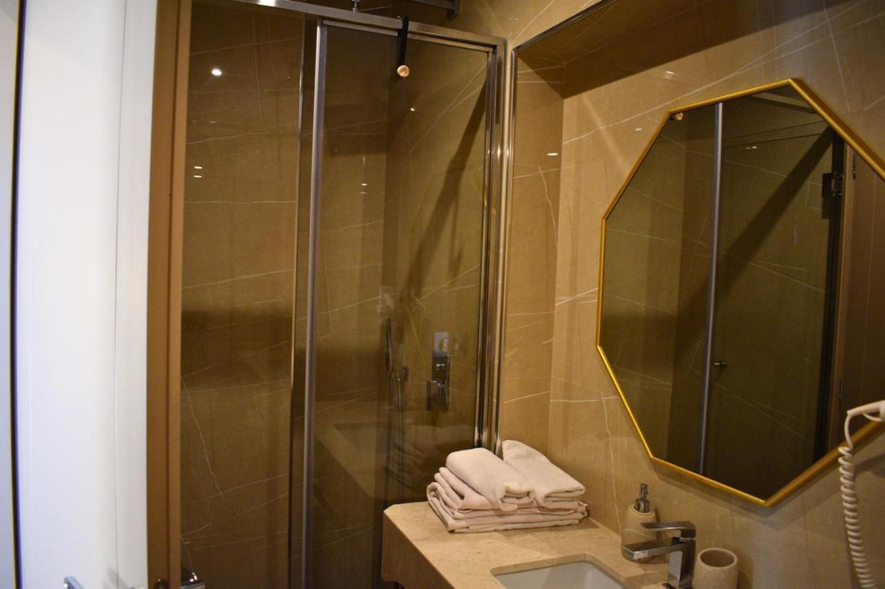 Rezidenca Desaret Hotell 4*