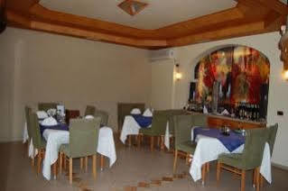 Hotell Rezidenca Desaret Berat